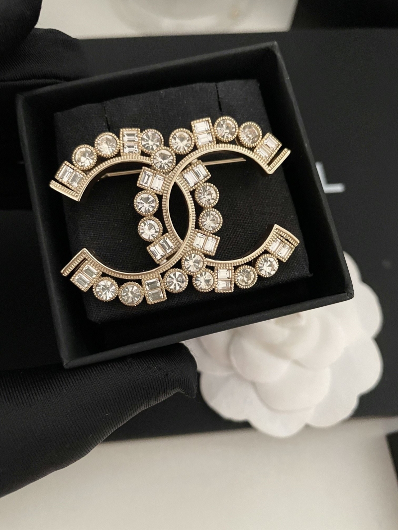 Ch**el brooches